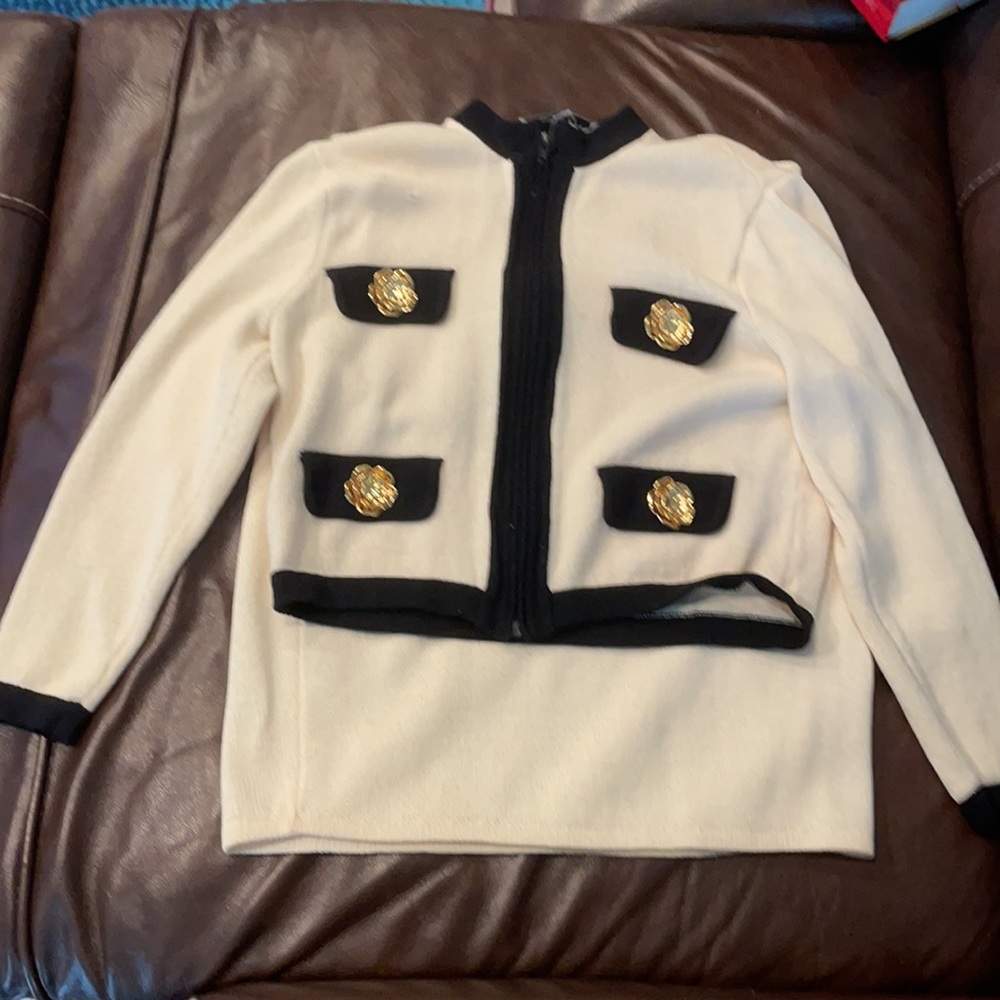 St. John Separates Set - image 1